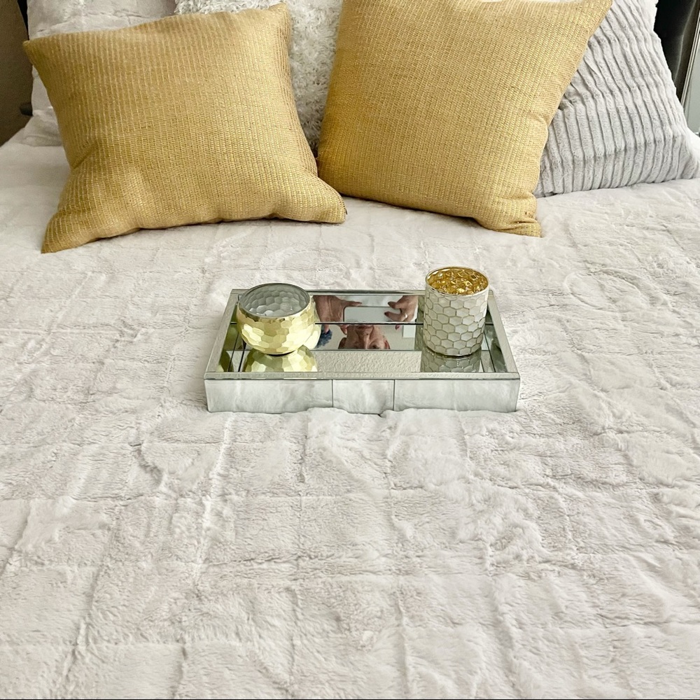 Solid Glass Mirror Perfume Tray - image 2